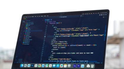 Illustrative photograph for the story: 72-Hour Website vs Traditional Website Development